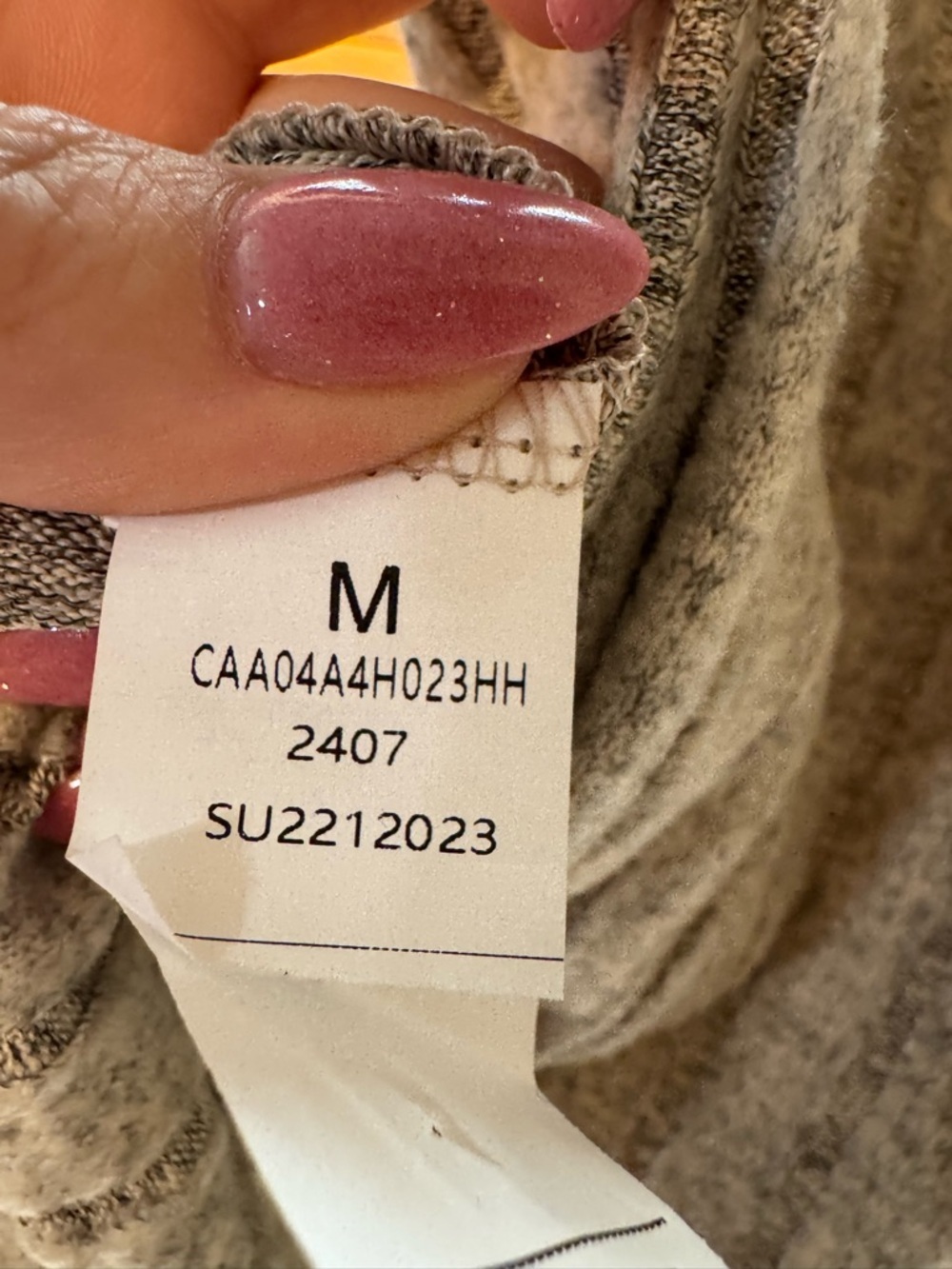 Neutral Ribbed Knit Cami Tank Top - Women - Picture 3 of 3